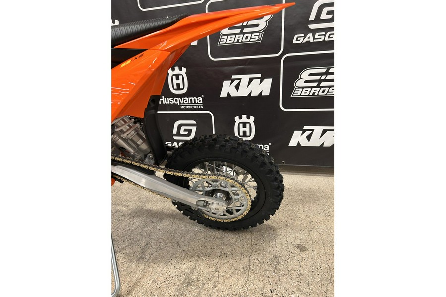 2027 SX-E 5 - KTM