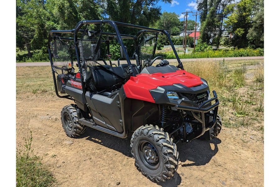 2025 Honda Pioneer 700-4