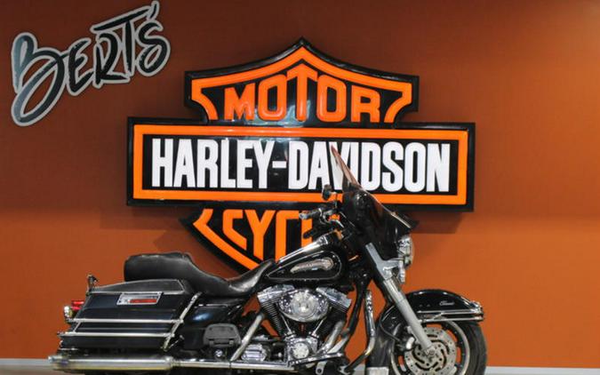 2006 Harley-Davidson® FLHTCI - Electra Glide® Classic