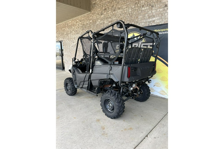 2015 Honda Pioneer 700-4 - Honda Phantom Camo®