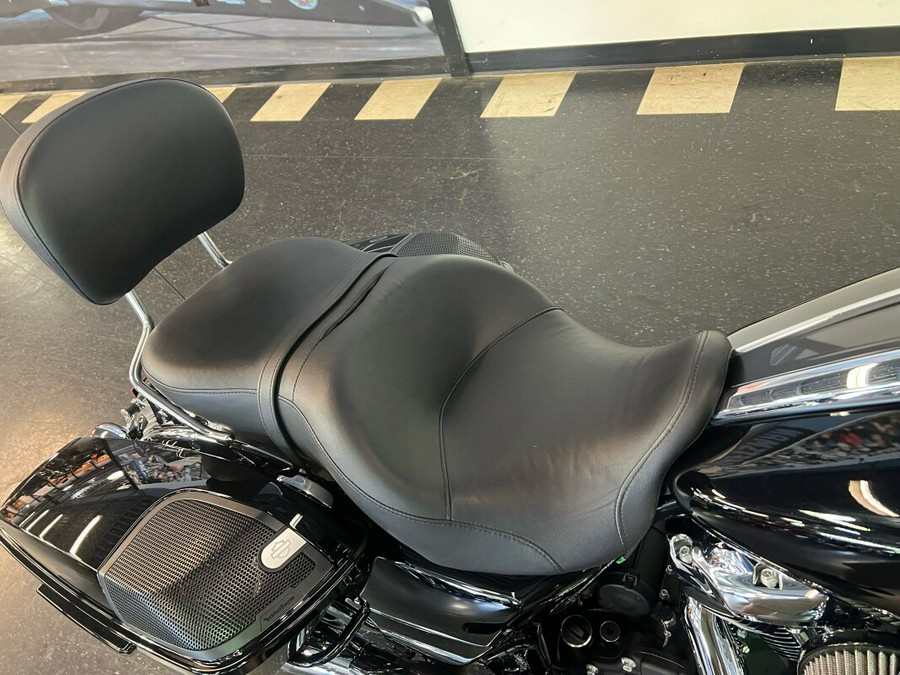 2022 Harley-Davidson Street Glide Special Vivid Black FLHXS