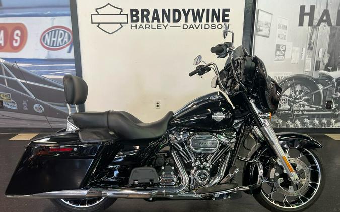 2022 Harley-Davidson Street Glide Special Vivid Black FLHXS