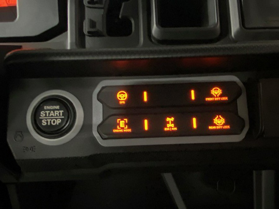 2026 Can-Am SSV DEF MAX XT 65 HD11 BE 26 XT HD11