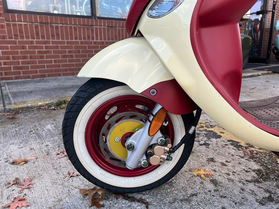 2009 Genuine Scooter Co. Buddy International Pamplona 150