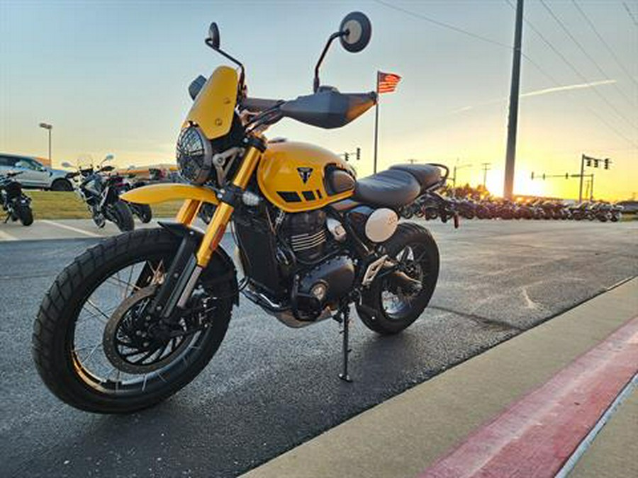 2026 Triumph Scrambler 400 XC