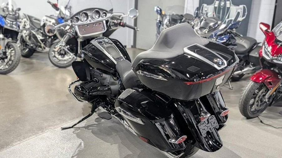 2025 BMW R 18 Transcontinental Black Storm Metallic