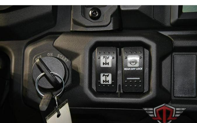 2026 Can-Am Defender MAX DPS CAB HD10