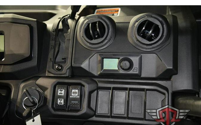 2026 Can-Am Defender MAX DPS CAB HD10