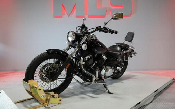2015 Yamaha V Star 650 Custom