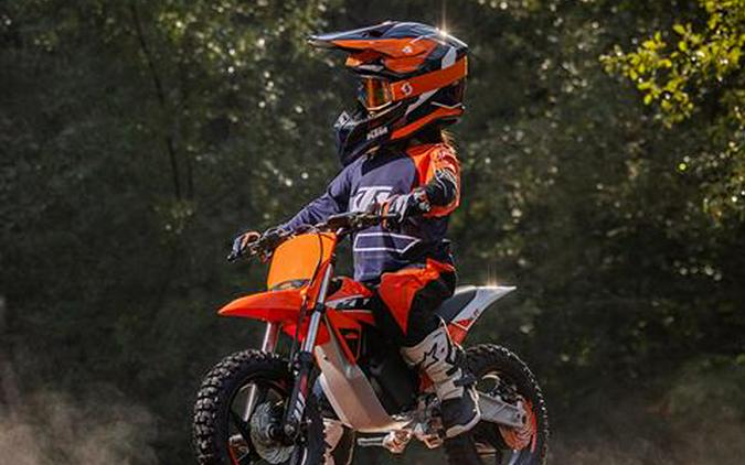 2024 KTM SX-E 2