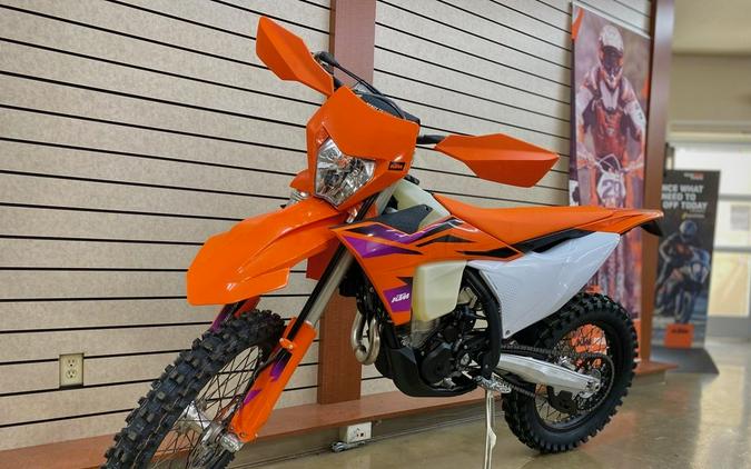 2024 KTM 500 XW-F and 350 XW-F First Look [9 Fast Facts]