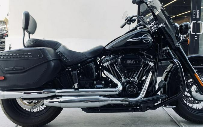 2020 Harley-Davidson® FLHCS - Heritage Classic 114