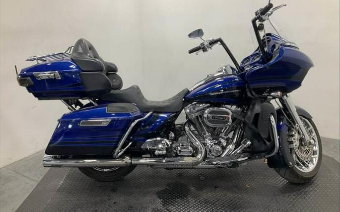 2015 Harley-Davidson CVO Road Glide Ultra FLTRUSE