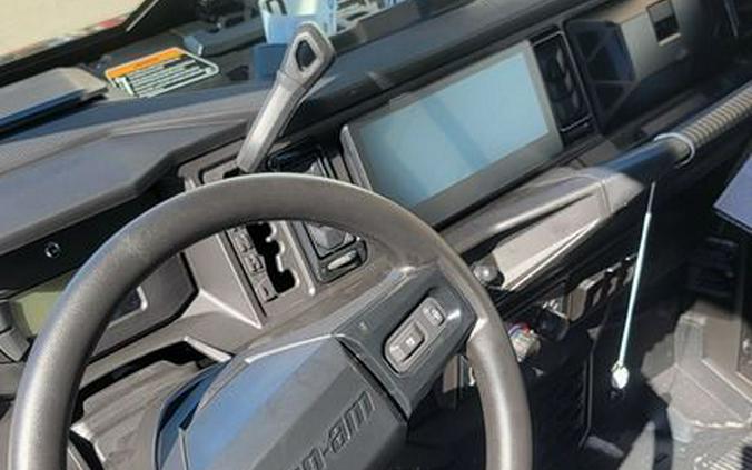 2026 Can-Am® Defender MAX Limited HD11 Desert Tan & Carbon Black