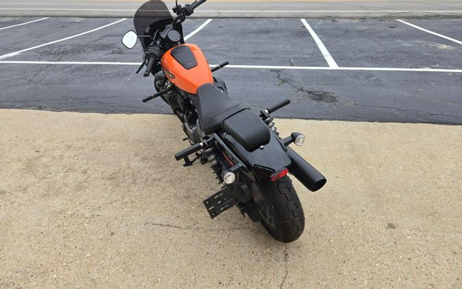 RH975S 2024 Nightster™ Special