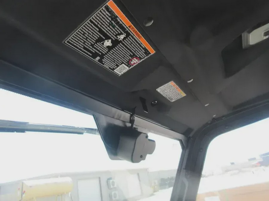 2027 POLARIS RANGER CREW XP 1000 CAB