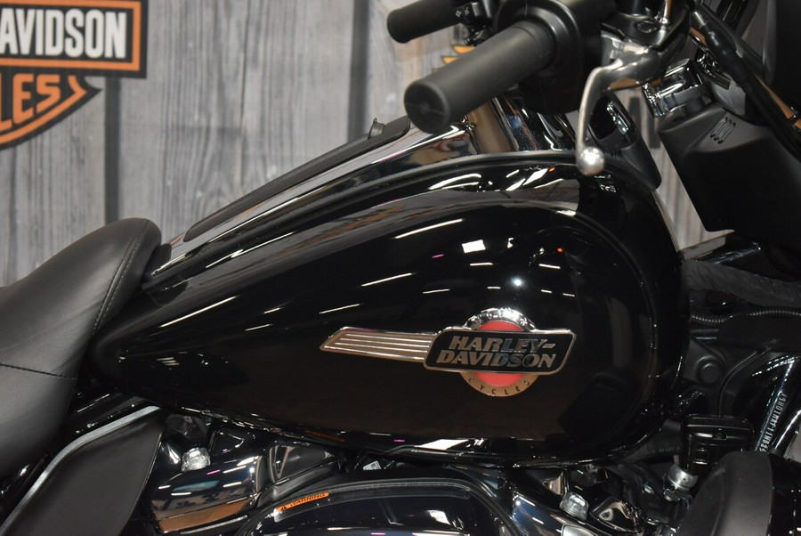 FLHTCUTG 2022 Tri Glide Ultra