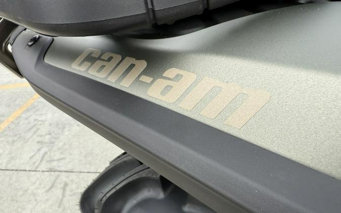 2026 Can-Am Outlander X mr 1000R Loft Green Satin