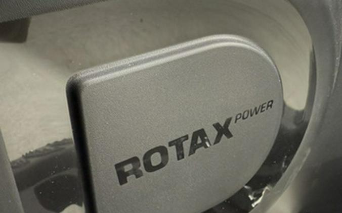 2026 Can-Am Outlander X mr 1000R Loft Green Satin