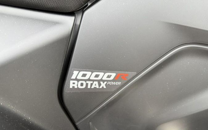 2026 Can-Am Outlander X mr 1000R Loft Green Satin