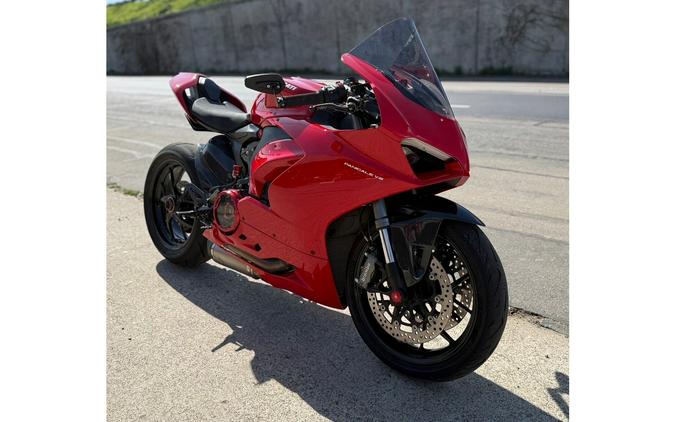 2023 Ducati Panigale V2