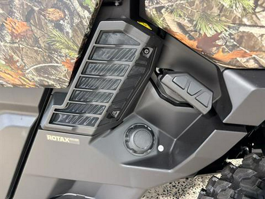 2026 Can-Am Defender Limited HD11