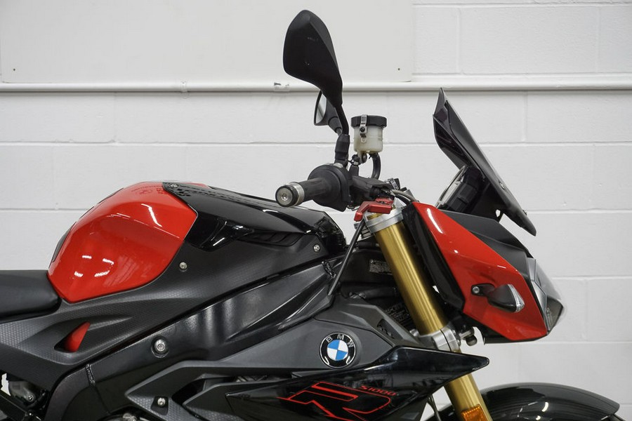 2018 BMW S 1000 R Racing Red / Black Storm Metallic