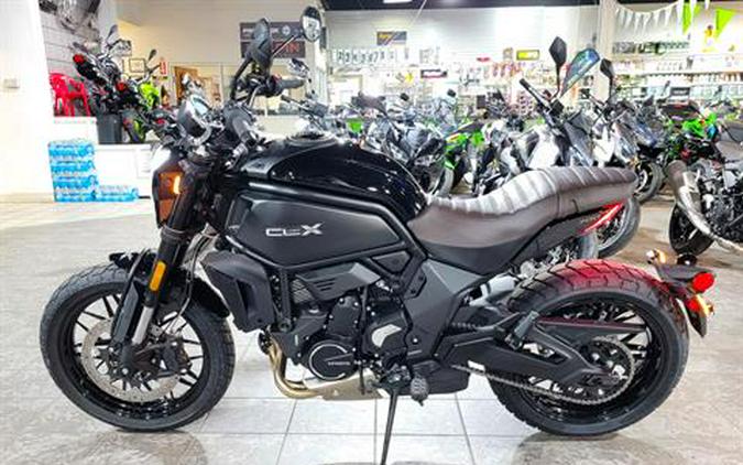 2023 CFMOTO 700CL-X