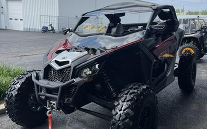 2025 Can-Am Maverick X3 RS Turbo RR Fiery Red & Hyper Silver