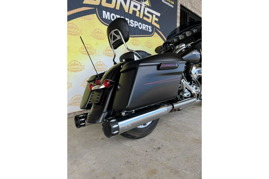 2016 Harley-Davidson® FLHXS Street Glide® Special