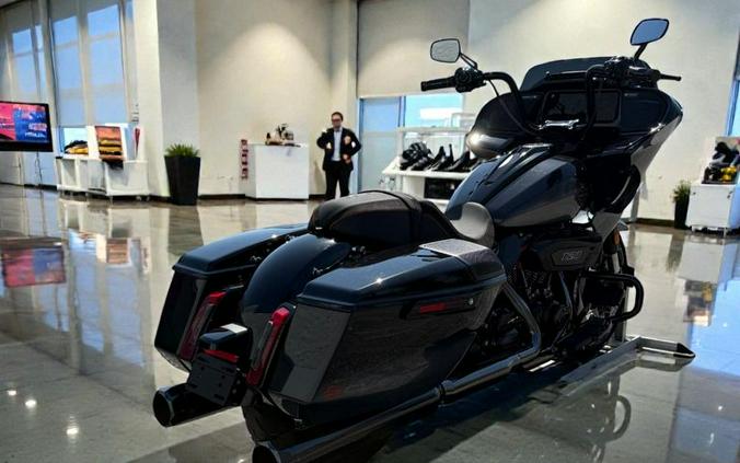 2025 Harley-Davidson Road Glide CVO