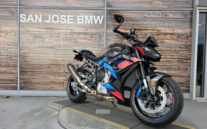 2026 BMW M 1000 R