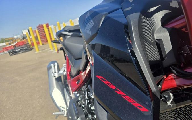 2026 Honda CB750 Hornet E-Clutch
