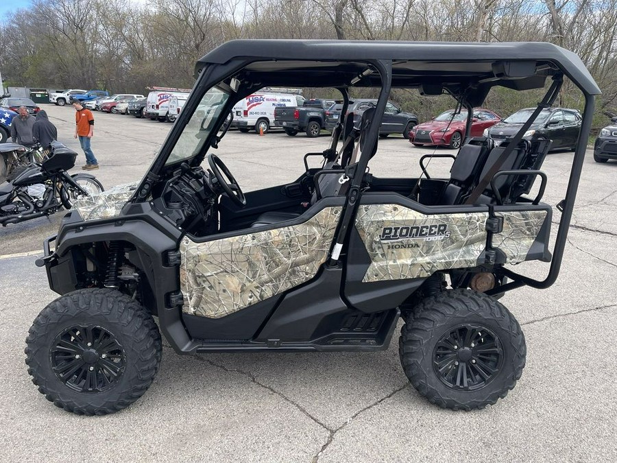 2017 Honda® Pioneer 1000-5 Deluxe Honda Phantom Camo