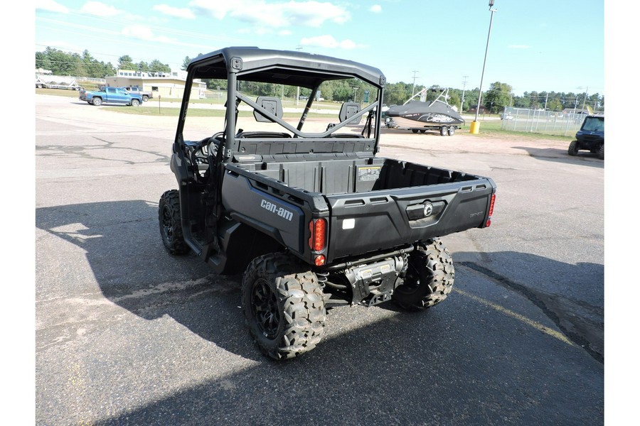 2025 Can-Am Defender XT HD9
