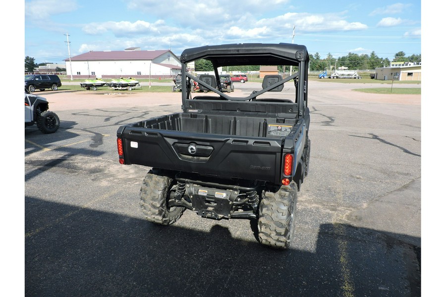 2025 Can-Am Defender XT HD9
