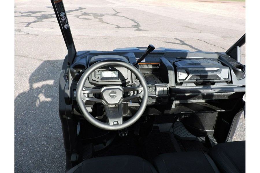 2025 Can-Am Defender XT HD9
