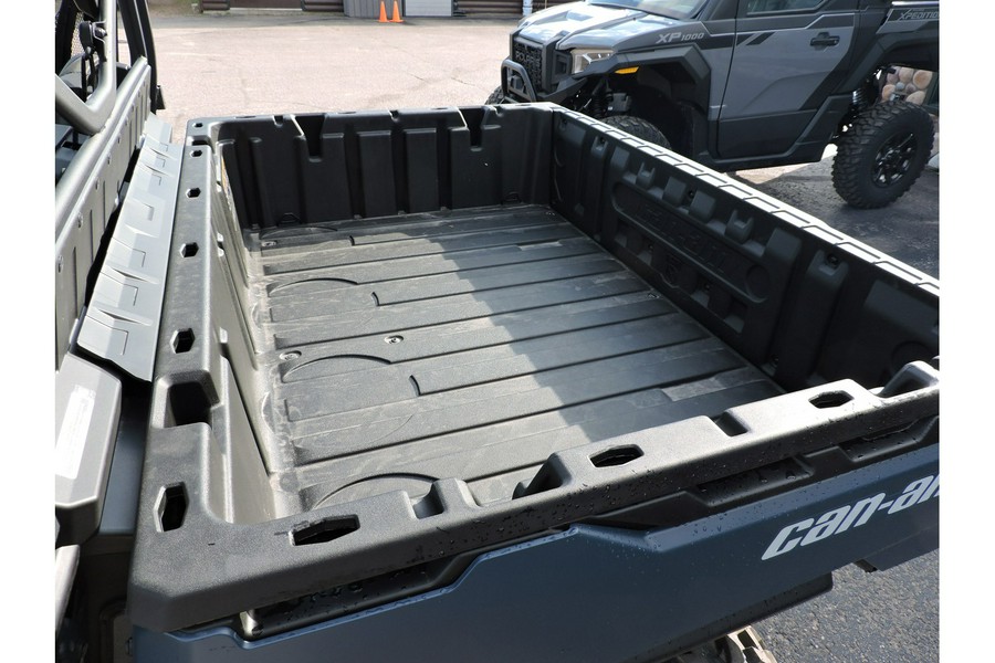 2025 Can-Am Defender XT HD9