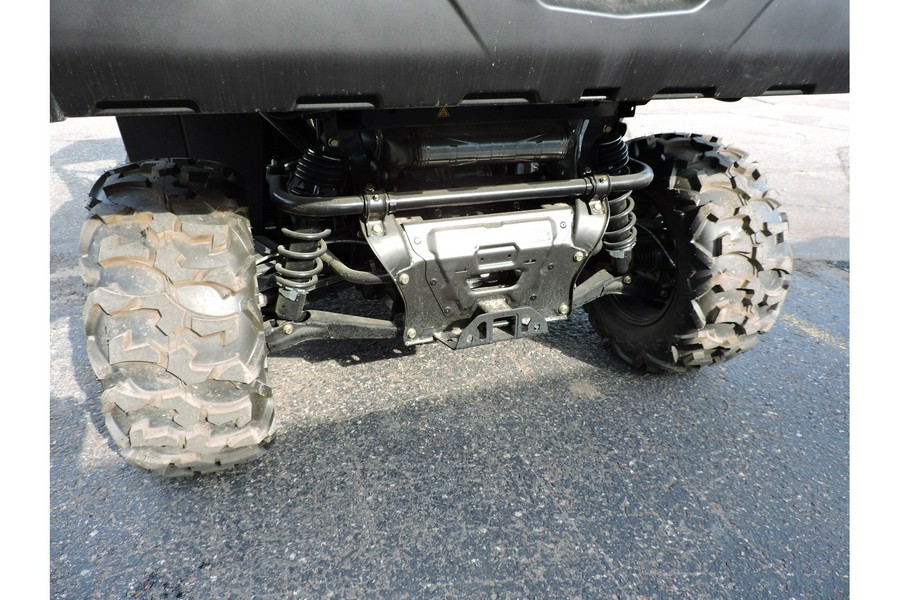 2025 Can-Am Defender XT HD9