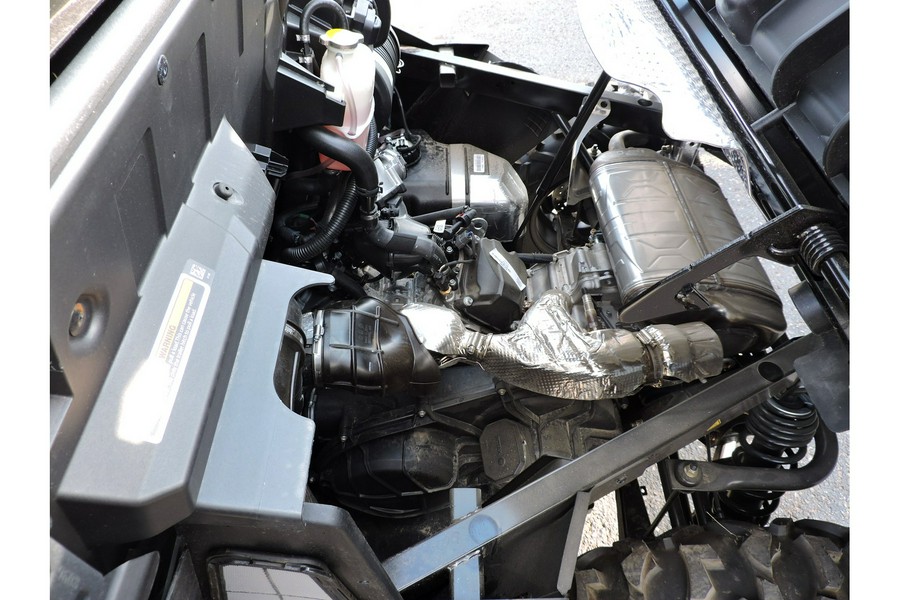 2025 Can-Am Defender XT HD9