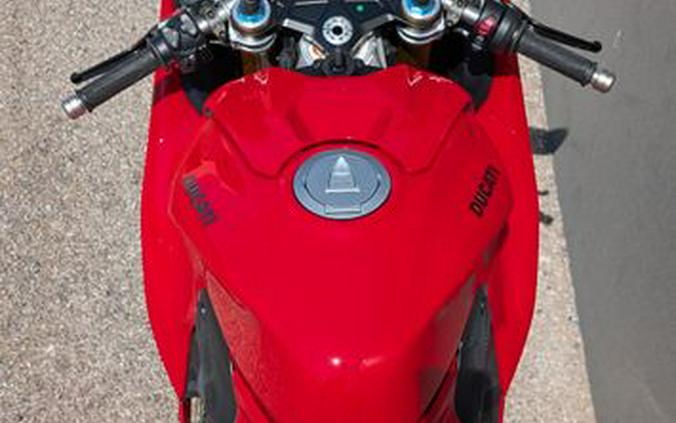 New 2025 Ducati Panigale V4 S