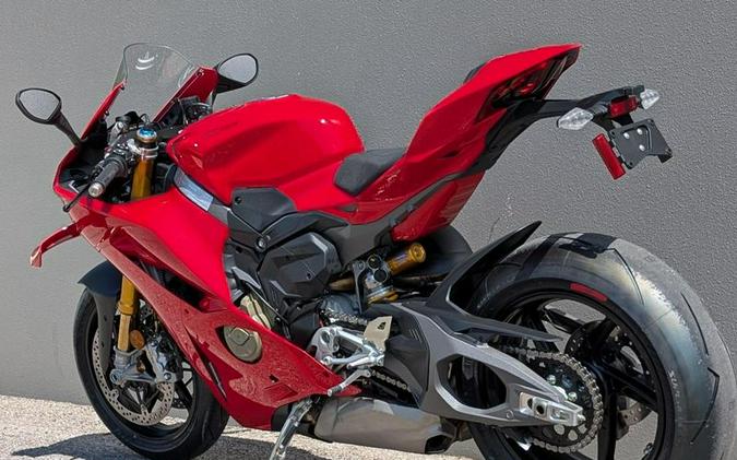 New 2025 Ducati Panigale V4 S