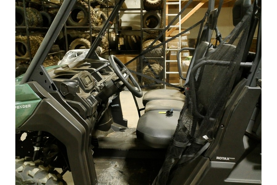 2025 Can-Am Defender DPS HD7