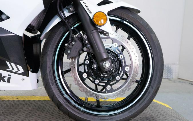 2023 Kawasaki Ninja 400 ABS