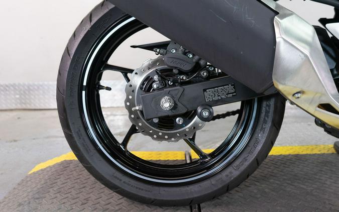2023 Kawasaki Ninja 400 ABS
