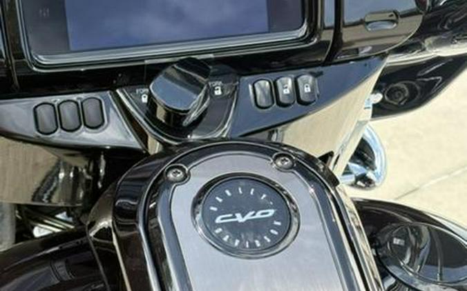 2021 Harley-Davidson® FLHXSE - CVO™ Street Glide®