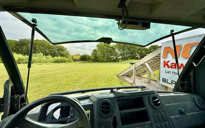 2023 John Deere XUV835M HVAC Cab