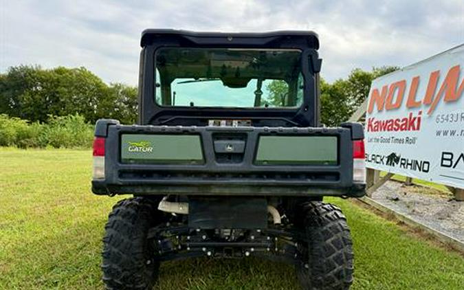 2023 John Deere XUV835M HVAC Cab