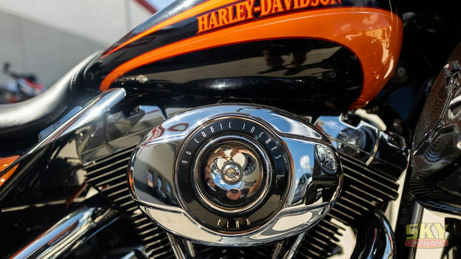 2010 Harley-Davidson® FLHX - Street Glide®