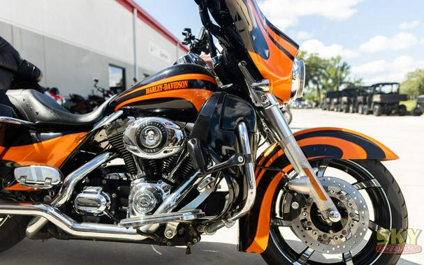 2010 Harley-Davidson® FLHX - Street Glide®